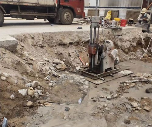 蚌山公路下沉压浆